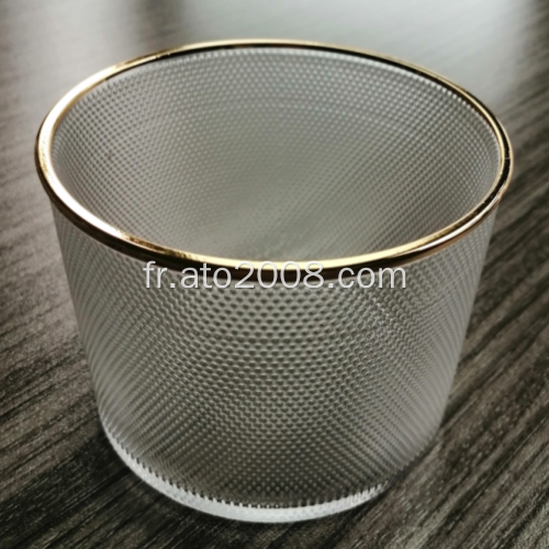 Gobelet en verre transparent gaufré avec bord doré